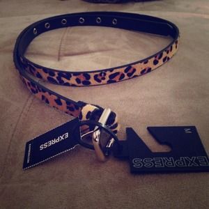 Cheetah skinny belt