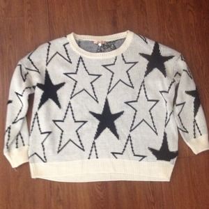 Sweater with black star pattern