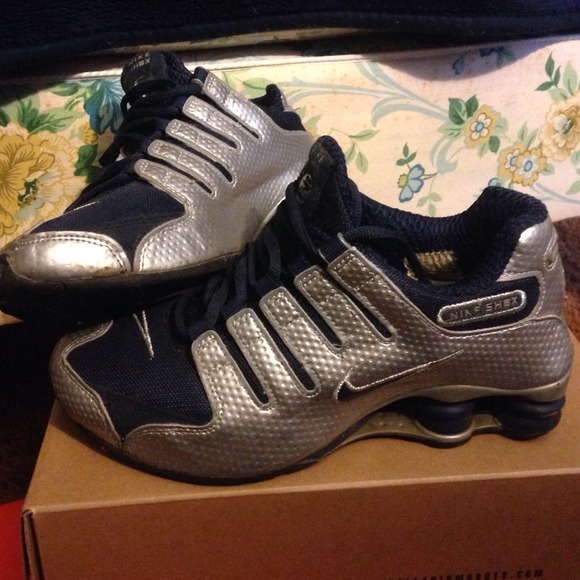 Nike shoxs