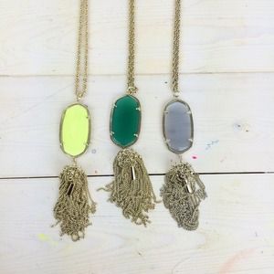 Kendra Scott Jewelry - Kendra Scott Rayne Necklace in Green Kendra Scott Jewelry - Kendra Scott Rayne Necklace in Green