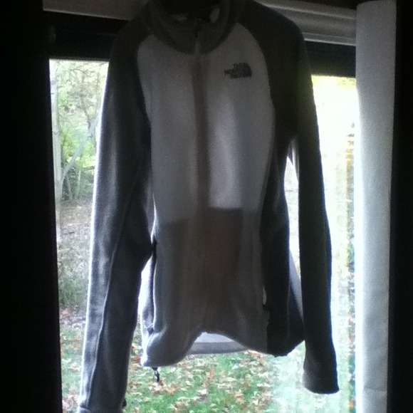 RESERVED North face and spirit jersey trade!