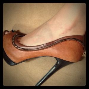 Jessica Simpson Pumps