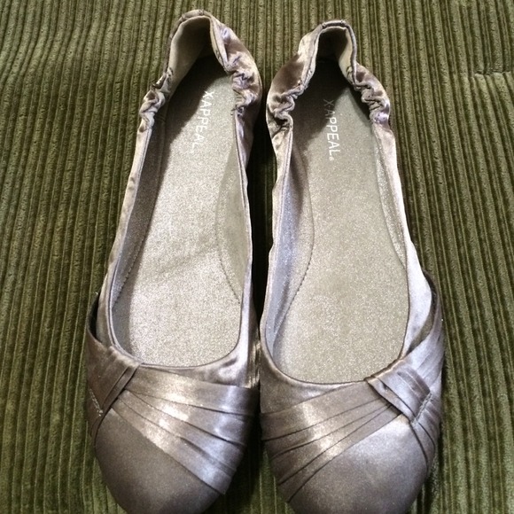 Shoes - Picture 1 of 1