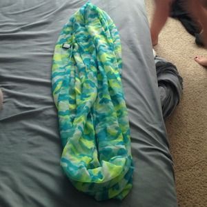 Infinity scarf