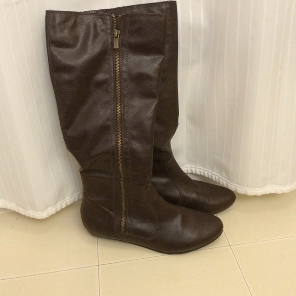 Brown tall boots