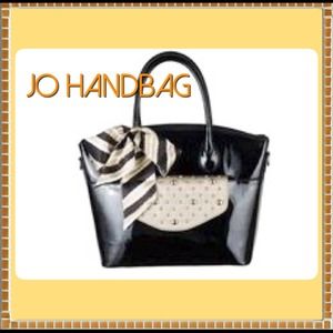 "Jo" Handbag in Black