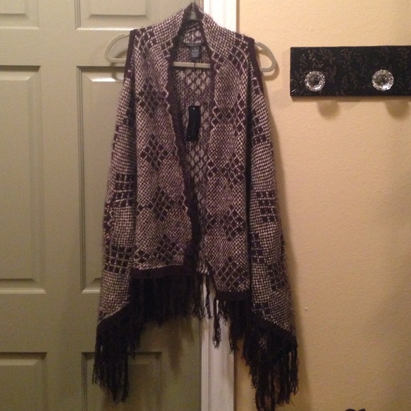 NWT BCBG chocolate brown sweater vest
