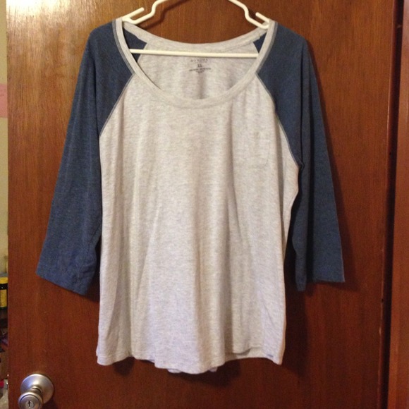 BUNDLE Sonoma  baseball shirt& tye die top