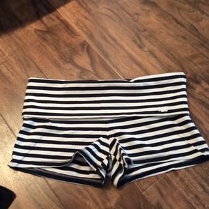HOLLISTER short shorts