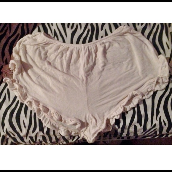 Brandy Melville Vodi Shorts