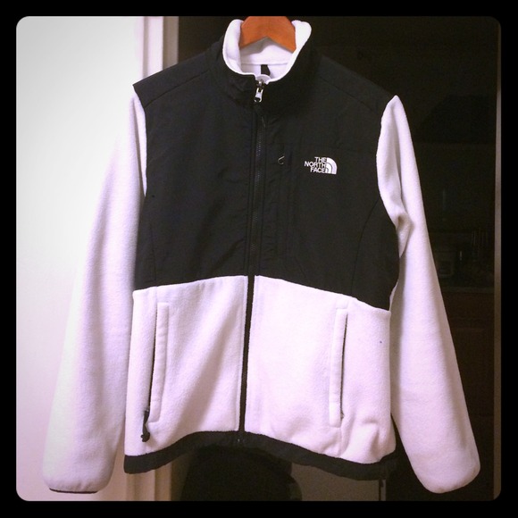 Women's North Face Jacket (DENALI)