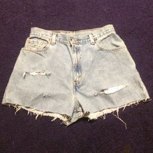 Levi's high waisted shorts