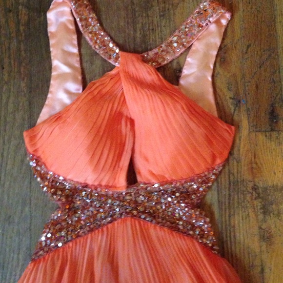 Neon prom dress - Picture 2 of 4