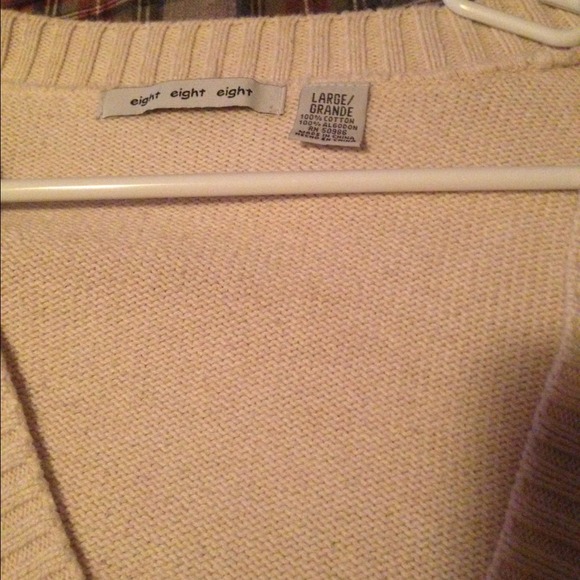 Creme colored short sleeved sweater