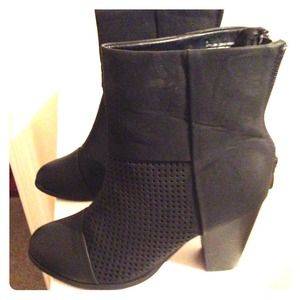 Francesca's ankle boots (black)