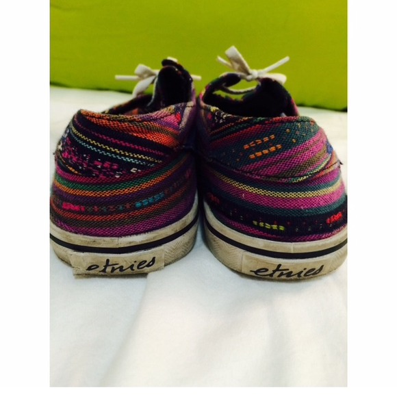 | Etnies | aztec print shoes - Picture 2 of 2