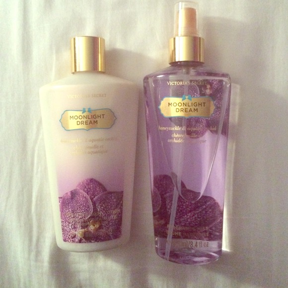 Brand new, no tags, never been used!