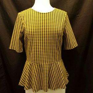 Hounds tooth top