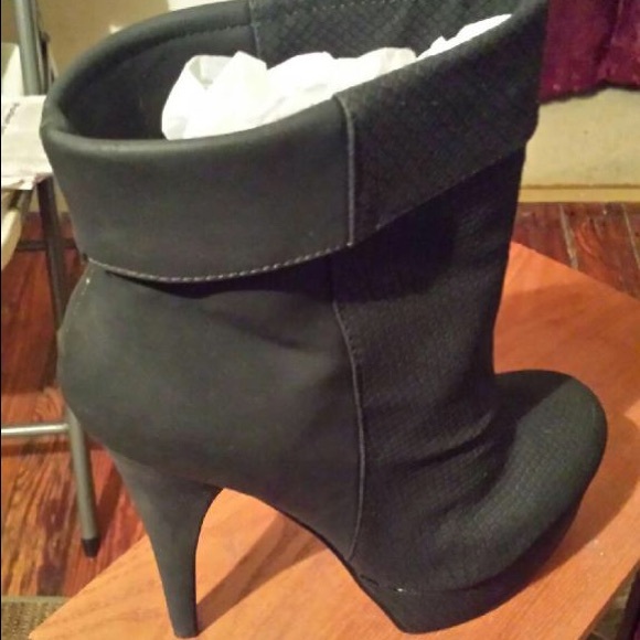 Ankle boots - Picture 3 of 4