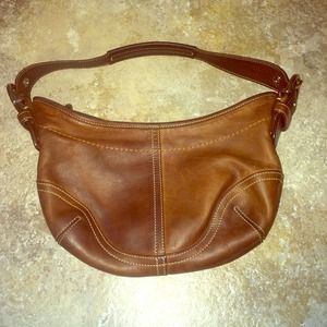 Coach Hobo Brown (small)