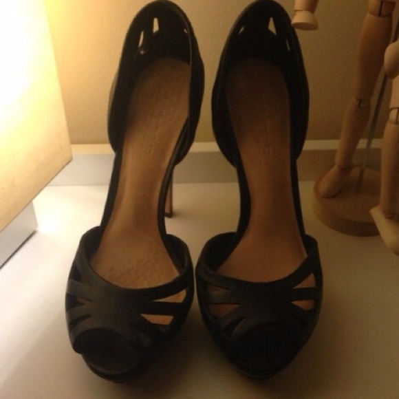 LAMB Leather Heels - Picture 2 of 4