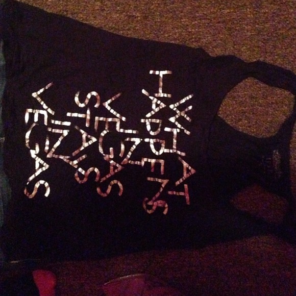 Whivsiv shirt