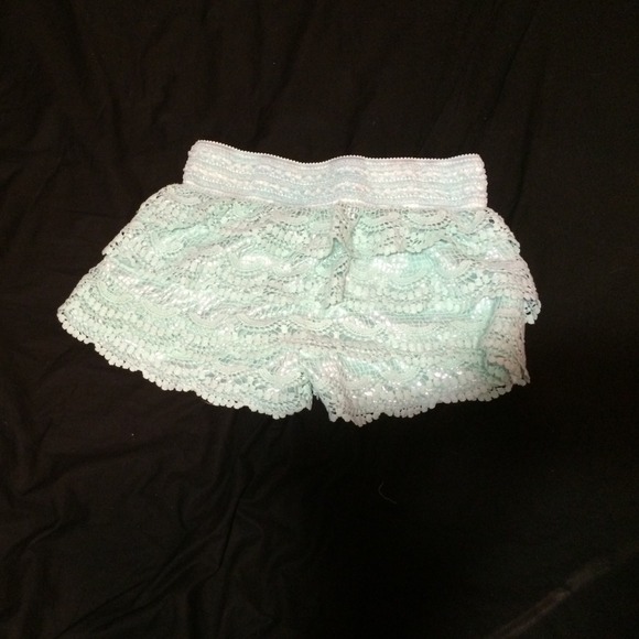 Frilly shorts!