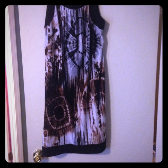 Size 10 sleeveless dress