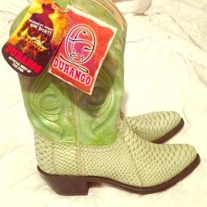 New Durango green cowboy boots sz 7.5M