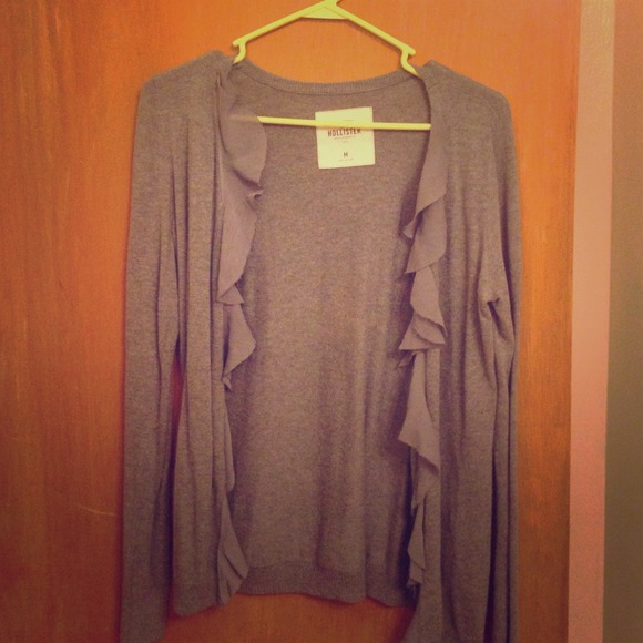 Hollister sweater