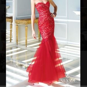 Red/Nude Alyce prom dress. Size 2.