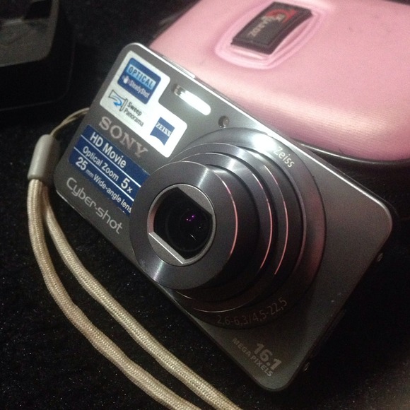 Sony camera - Picture 4 of 4