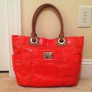 Orange/coral Nine West purse