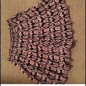 Brandy Melville printed skirt