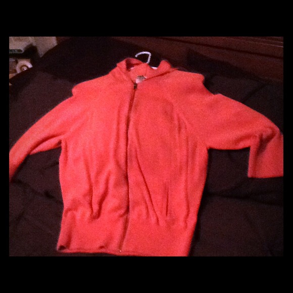 Three quarter sleeve coral zip up sweater