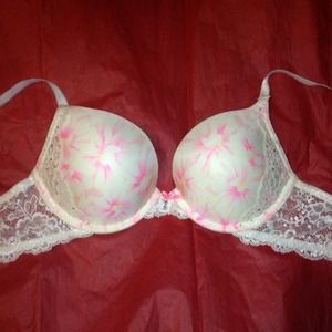 Victorias Secret Floral Lace Push Up Bra 36B