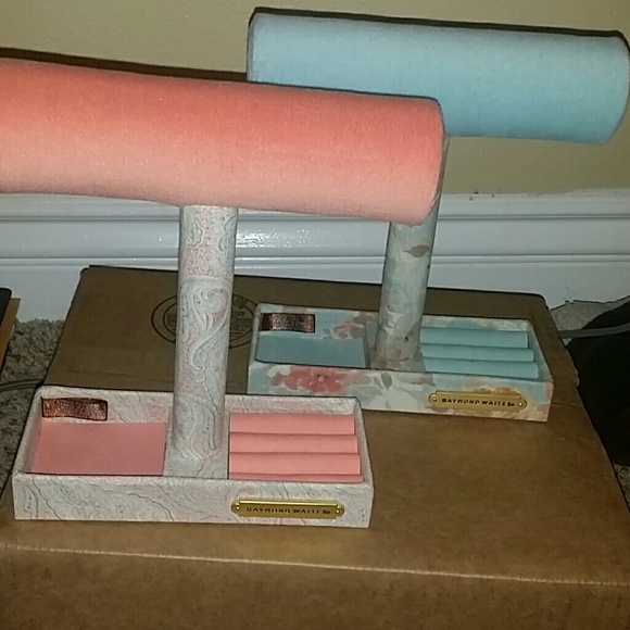 *BUNDLED* Raymond Waites Jewelry Bar