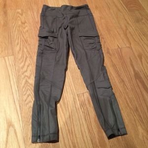 Olive khaki cargo capris with zippers