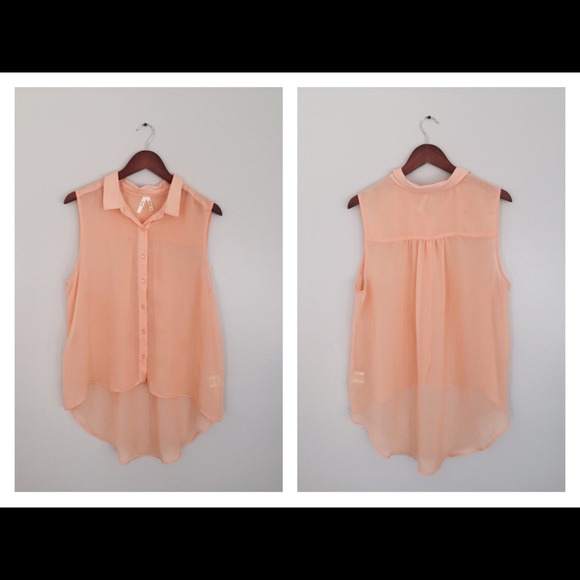 Peach HiLo Sleeveless blouse