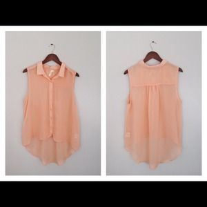Peach HiLo Sleeveless blouse