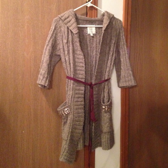 SALE! Forever 21 grey long sweater