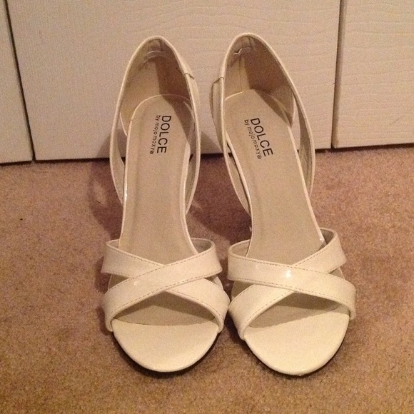 White Patent Dolce Heels NWOT - Picture 2 of 4