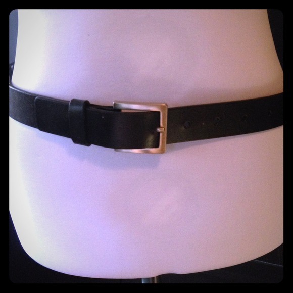 New York & Company Accessories - Vintage Black leather belt