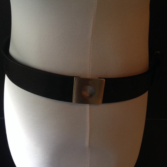 Vintage Black leather belt - Picture 3 of 4