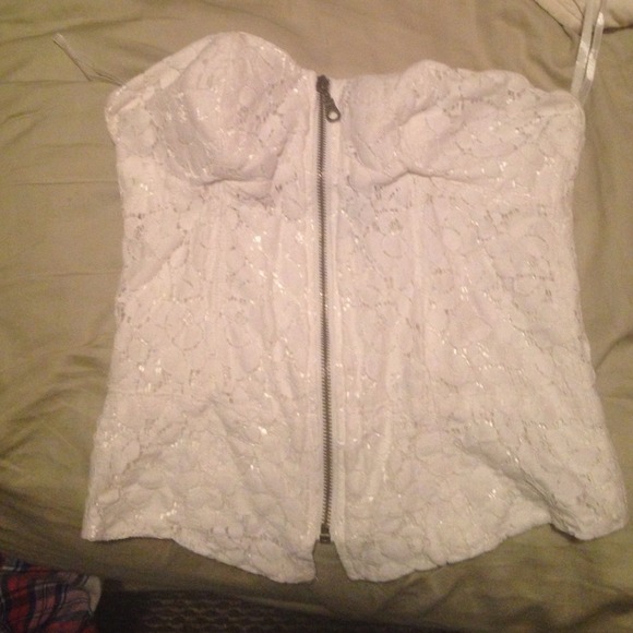 Zip-up crop top