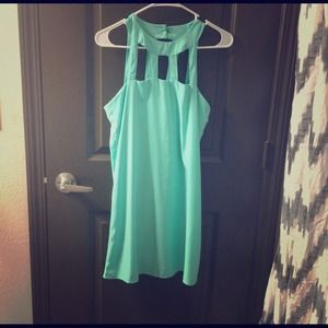 Tobi mint shift dress going out small Honey Punch