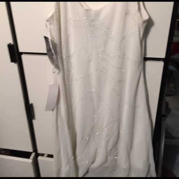 Cute party dress - Picture 2 of 3