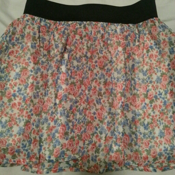 Floral skirt!