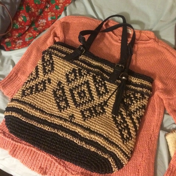 Lucky brand weave purse