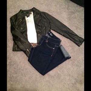 American Eagle Crop Jeans